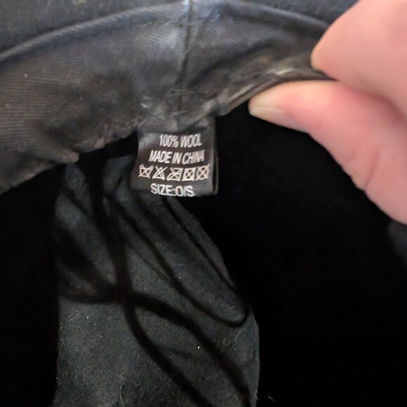 Wool hat - Picture 3 of 5